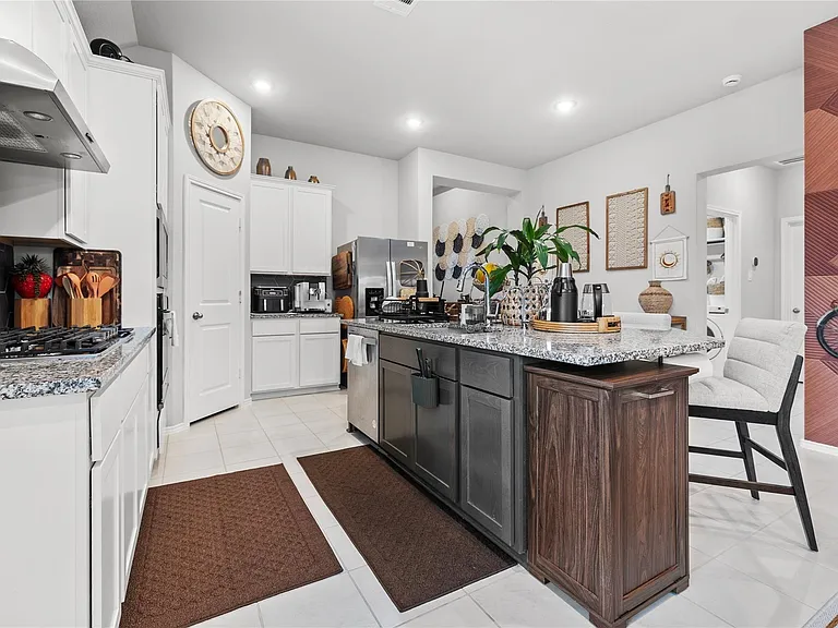 8727 Gleaming Village Way — Photo 9