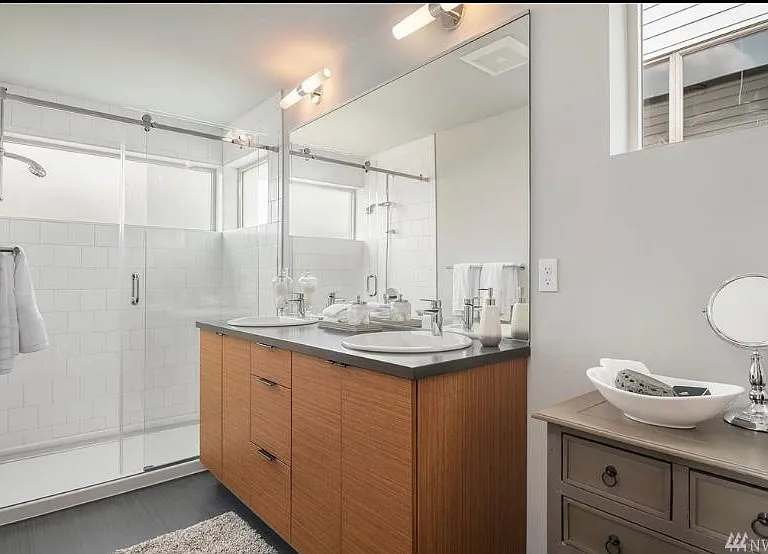 3130B Wetmore Ave S — Photo 19