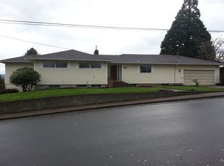 315 Sacre Ln N, Monmouth, OR 97361