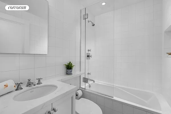 Sold by Corcoran | media 7