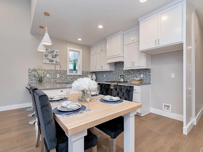 3109 W Neff St — Photo 4