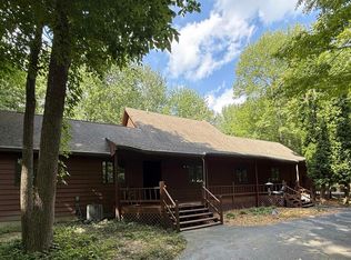 1825 N Miller Rd, Saginaw, MI 48609