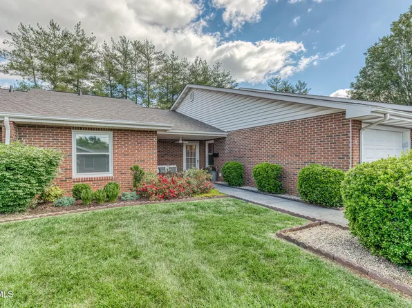 1905 Knob Creek Rd APT 6, Johnson City, TN 37604