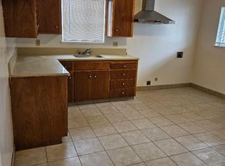 8718 Plymouth St, Oakland, CA 94621