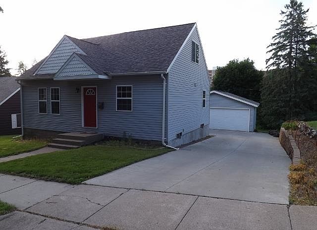 1st image of 718 Nina Ave
