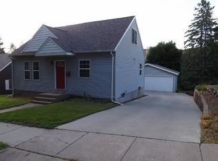 718 Nina Ave, Wausau, WI 54403
