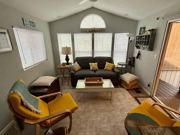 1624 N Coast Hwy, Encinitas, CA