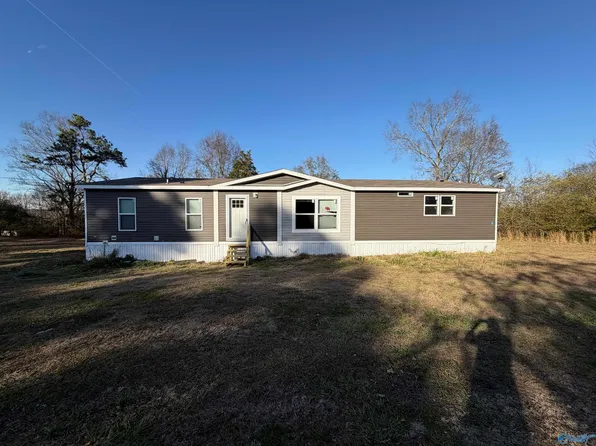 1209 Pleasant Hill Church Rd, Boaz, AL 35956