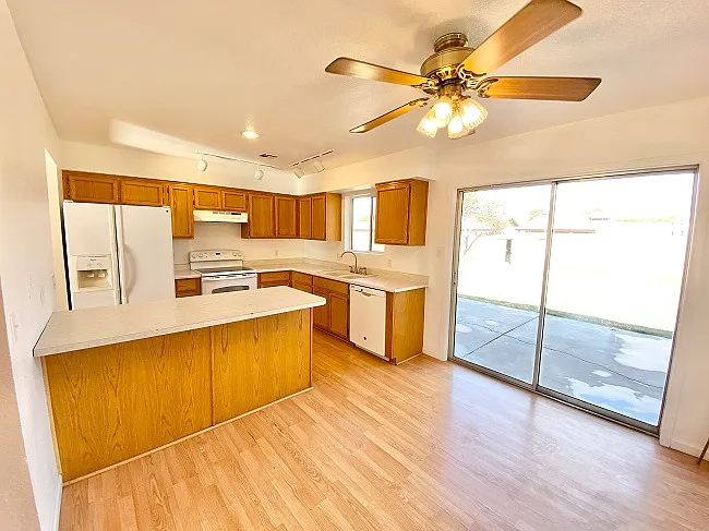 4274 W 21st Pl — Photo 4