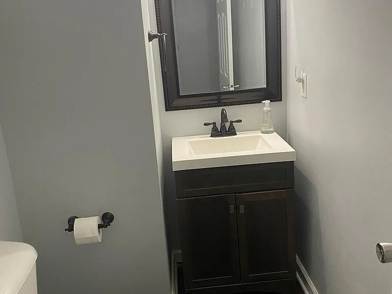 212 Shellbank Dr — Photo 8