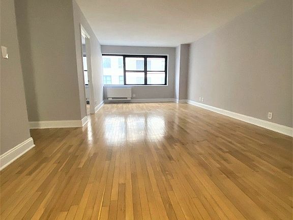 2nd image of 305 E 47th St #8L