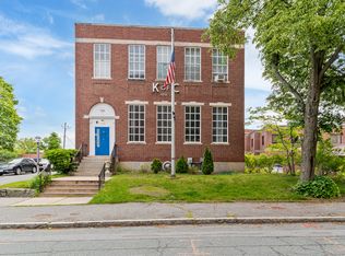 11 Sanborn St, Reading, MA 01867