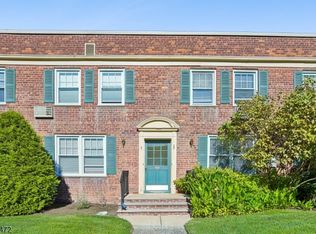 176 Millburn Ave APT 22, Millburn, NJ 07041