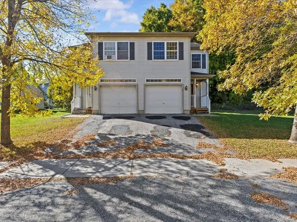16 Aurora Lane, Milton, VT 05468