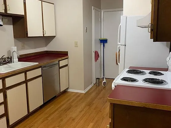 1261 Sweetwater Rd, Douglas, WY 82633