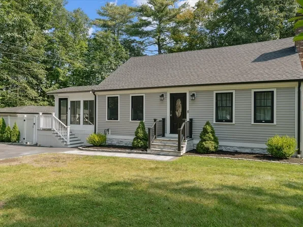 330 Beech St, Rockland, MA 02370