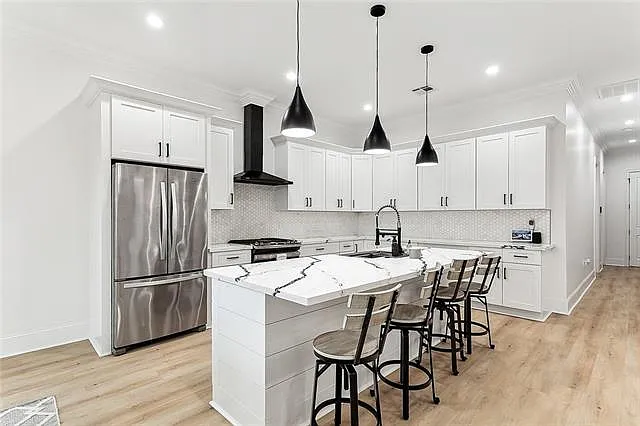286 Lowe St — Photo 14