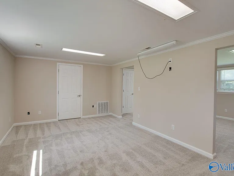 211 Wingate Ave SW — Photo 34
