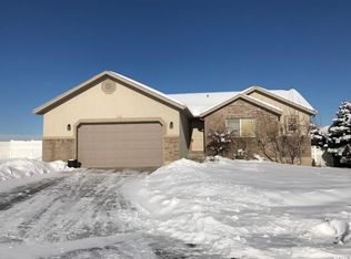 1852 E Erica Way, South Weber, UT 84405