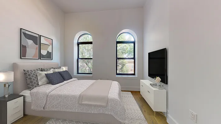 Rented by Bond New York | media 14