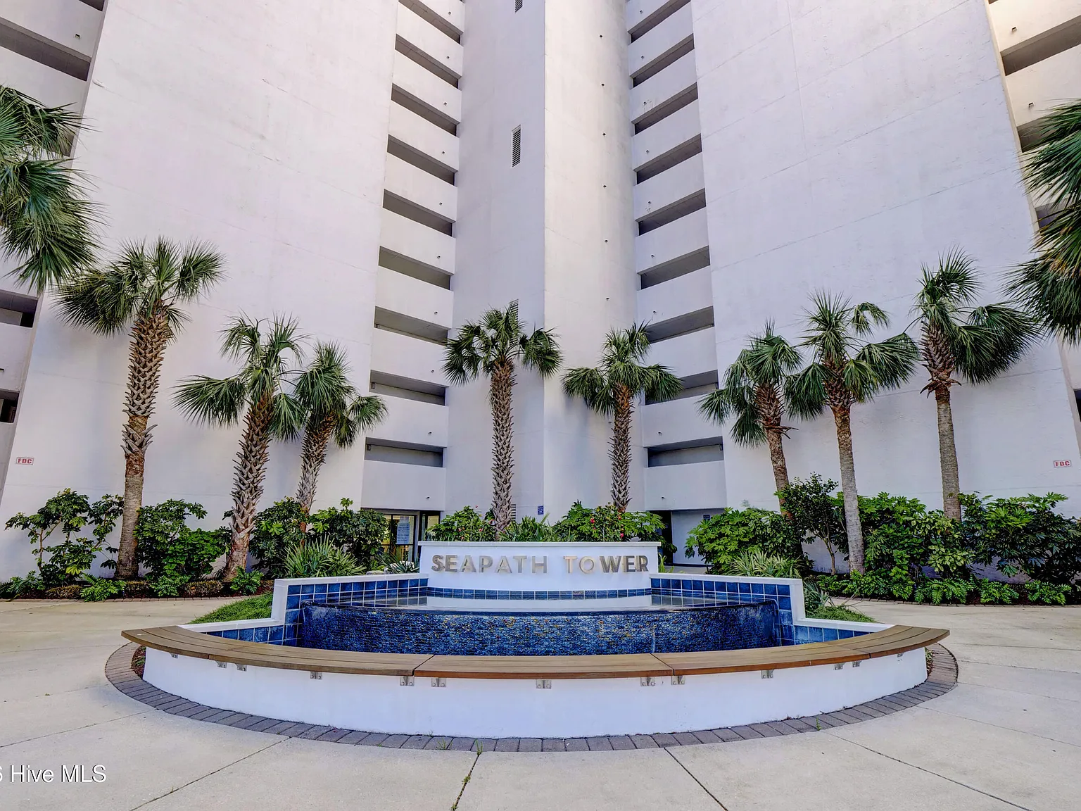 1 bed, 1.0 bath, $3,000 — Photo 2