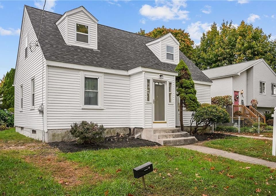 163 Magnolia St, Cranston, RI 02910 Zillow