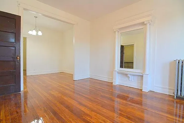 Rented by David Hirsch, LREB | media 16