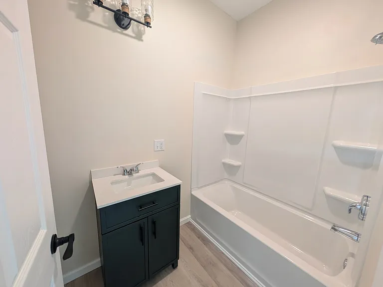 224 Cedar St — Photo 5