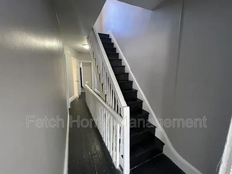 631 Roosevelt Ave #2 — Photo 8