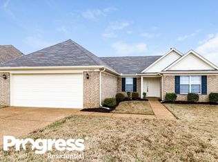 1532 Carlton Ridge Dr, Cordova, TN 38016