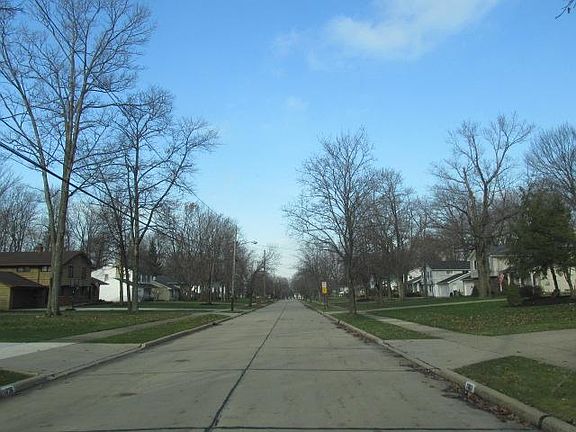 4th image of 977 Oakview Dr