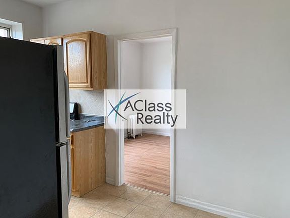 3rd image of 30-06 30th Ave #4D