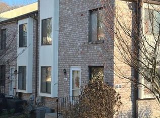 6510 Hilltop Dr #255, Brookhaven, PA 19015