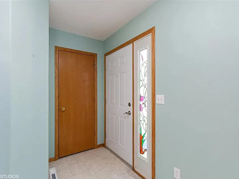 660 Magnolia Ln #1 — Photo 11