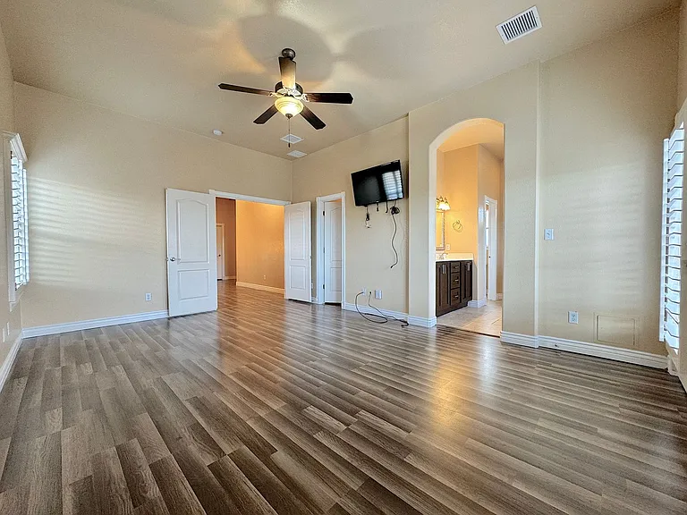 11629 Saint Martin Way — Photo 20