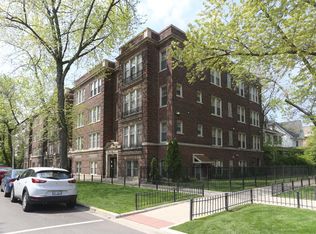 6970 N Greenview Ave APT 01, Chicago, IL 60626