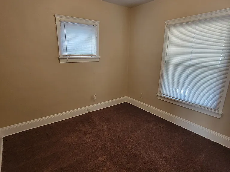 7124 Rathbun Ave — Photo 9