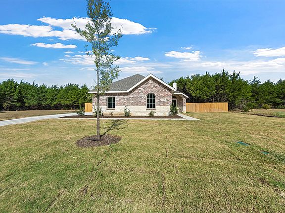 4th image of 425 Water Crest Ln