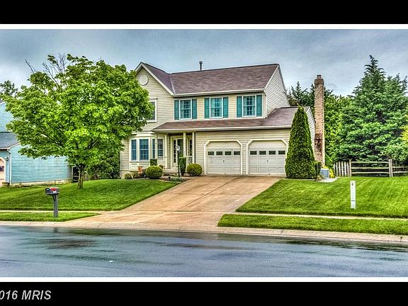 2nd image of 2222 Deadora Dr