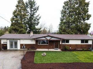 362 S Central Valley Dr, Central Pt, OR 97502