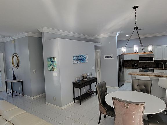 2nd image of 2066 Vitex Lane