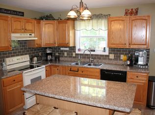 1731 W Geneva Rd, Peoria, IL 61615