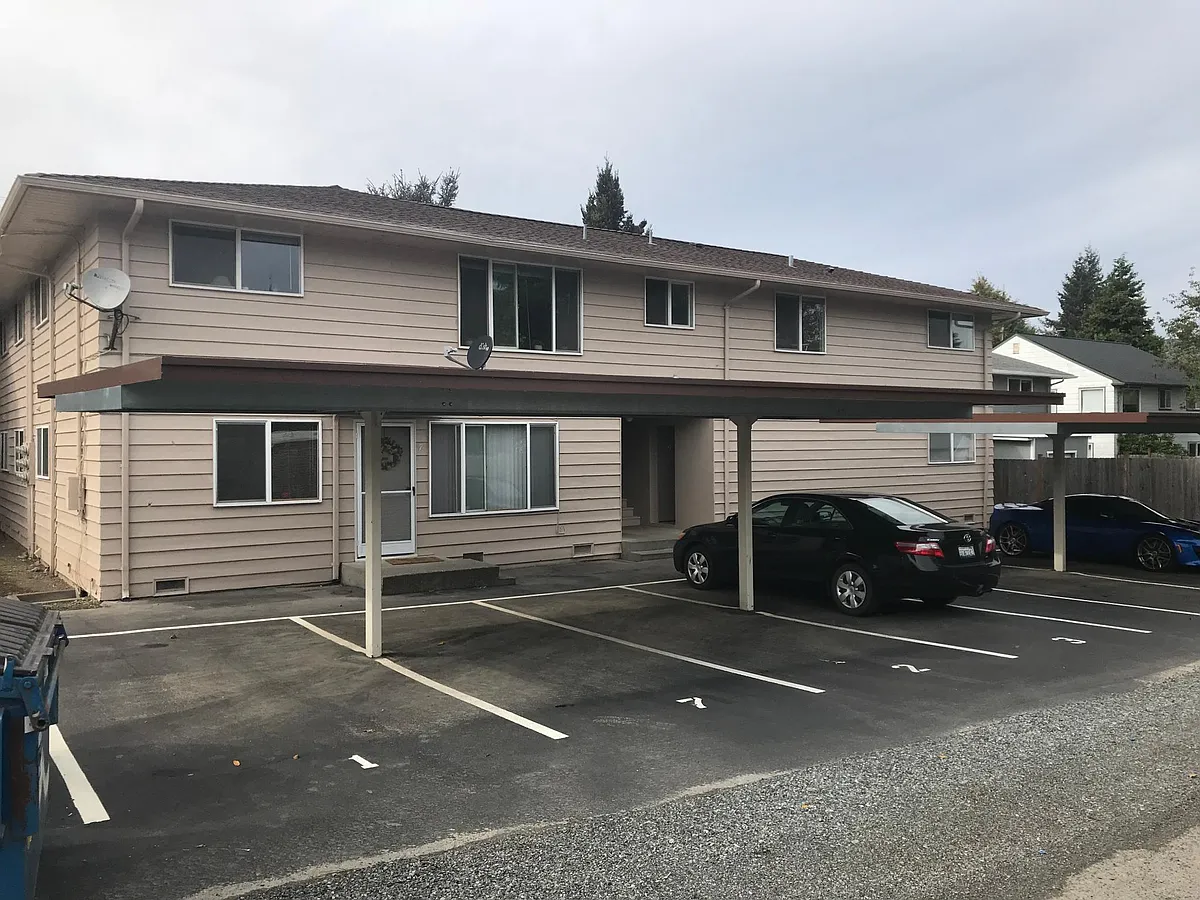Building Photo - 521 Avenue D #4