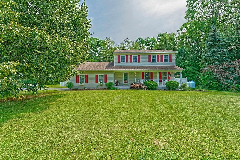 2nd image of 2024 OAK TREE Lane