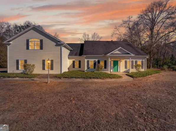 1225 E Hampton Dr, Statesboro, GA 30461