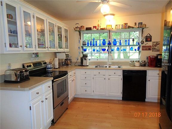 5th image of 142 N Clara Ave