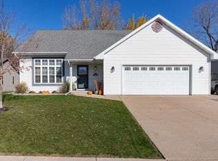 1747 Justin Dr, Omro, WI 54963