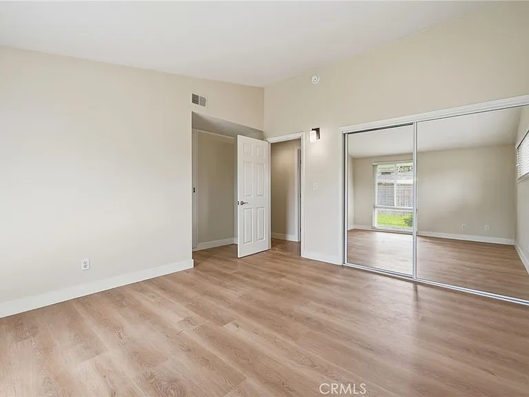 253 Princeton Dr — Photo 10