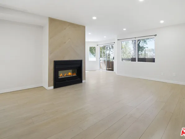 19863 Sandpiper Pl Unit 105, Santa Clarita, CA 91321
