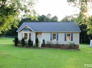 127 Riders Ridge Ln, Willow Spring, NC 27592